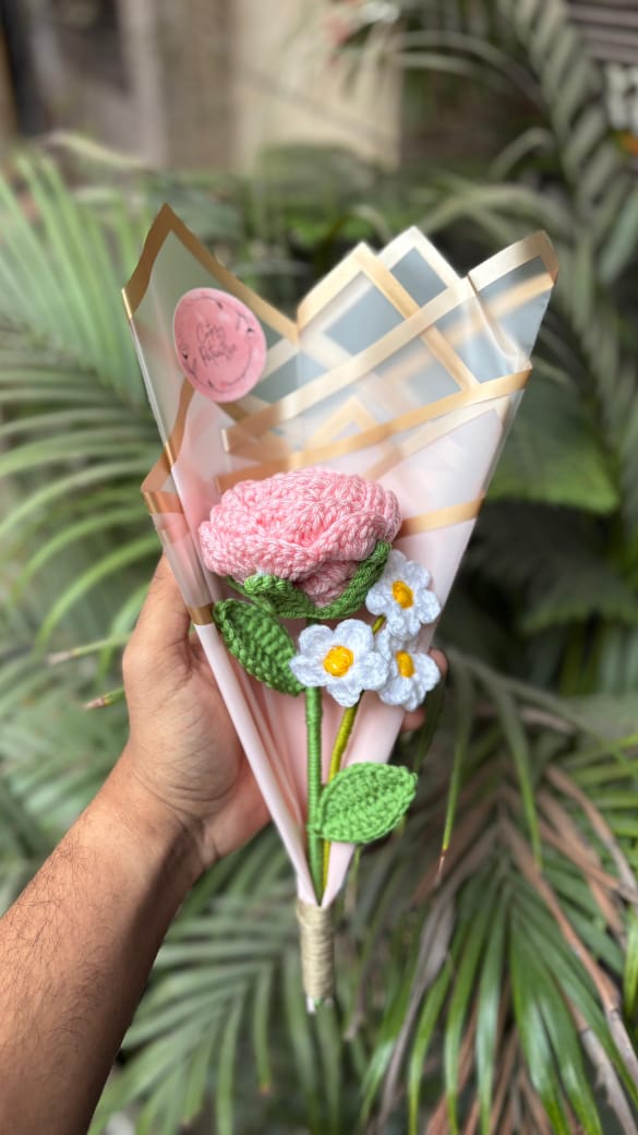 Crochet Big Rose And Daisy Bouquet